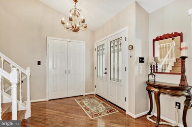 13459 Stream Valley Dr, Chantilly, VA 20151 - photo 3