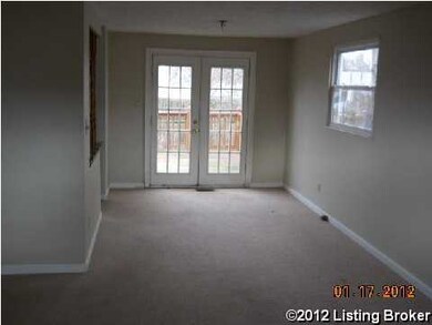 7211 Applegate Ln, Louisville, KY 40228 - photo 3