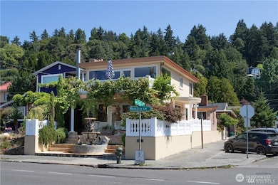 4030 Beach Dr SW, Seattle, WA 98116 - photo 2