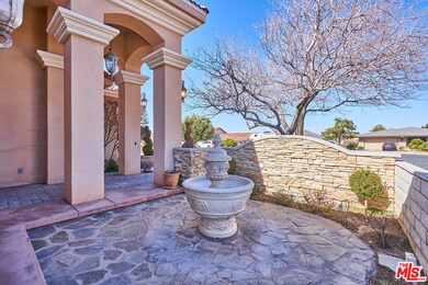 18177 Cold Creek Ln, Victorville, CA 92395 - photo 4