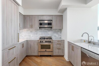 The Harrison Tower 2 unit 24D, San Francisco, CA 94105 - photo 2