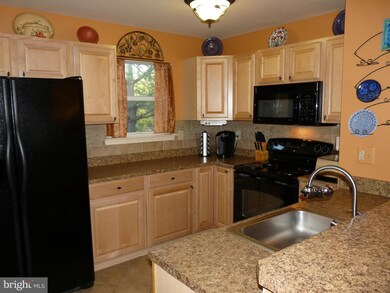 11508 Aldburg Way, Germantown, MD 20876 - photo 3