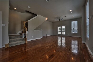 6625 N Main St unit D, Houston, TX 77009 - photo 7