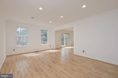 5289 Corncockle Ct, Columbia, MD 21045 - photo 5