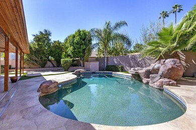 Pool_2412
