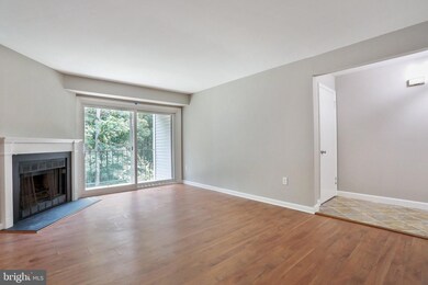 12239 Stevenson Ct, Woodbridge, VA 22192 - photo 6