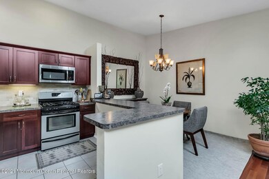 90 Players Cir unit E2, Tinton Falls, NJ 07724 - photo 6