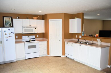 6469 Crab Apple Dr unit 46469, Canal Winchester, OH 43110 - photo 6