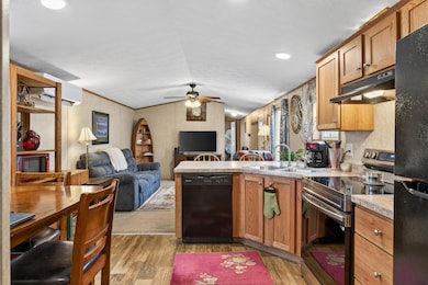 photos_high_resolution_21_Deer_Hill_Ave_