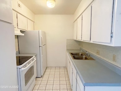 461 W Yucca Ct unit 312, Tucson, AZ 85704 - photo 5