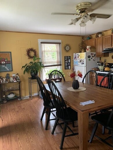 188 Rogers St, South Dartmouth, MA 02748 - photo 3