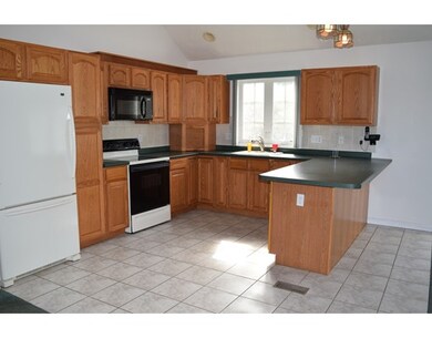 57 Williams St, Taunton, MA 02780 - photo 4