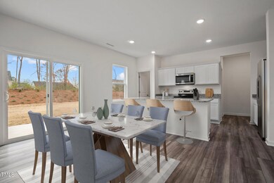 02 - Dining and kitchen