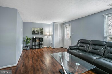 3234 Tapestry Cir, Burtonsville, MD 20866 - photo 5