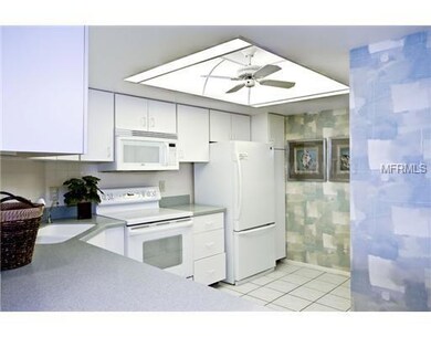Seaplace unit 511, Longboat Key, FL 34228 - photo 2