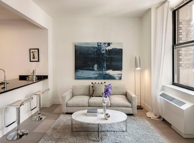 unlisted-address, New York, NY 10005 - photo 3