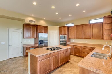 3912 N El Sereno