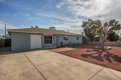 2905 W Heatherbrae