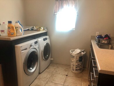 579 S Forest Dr, Jesup, GA 31545 - photo 6