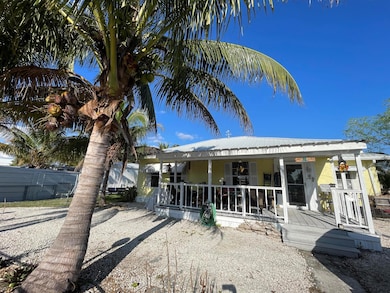 1099 7th St, Okeechobee, FL 34974 - photo 3