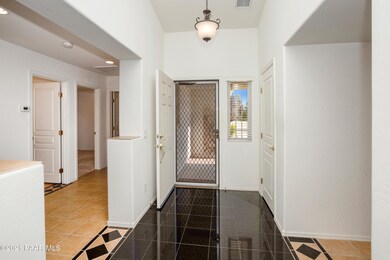 005_Foyer