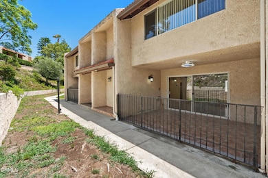 9503 Via Venezia, Burbank, CA 91504 - photo 6