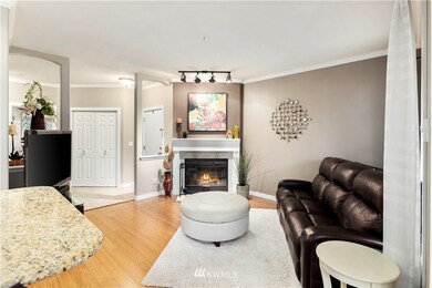 18505 SE Newport Way unit D118, Issaquah, WA 98027 - photo 6