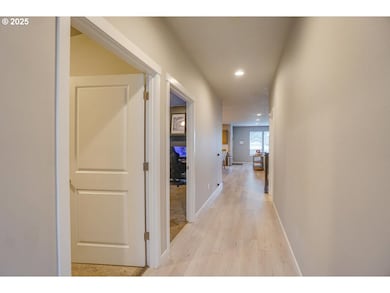 10409 NE 63rd Cir, Vancouver, WA 98662 - photo 6