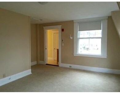 38 Crescent St unit 38E, Franklin, MA 02038 - photo 4