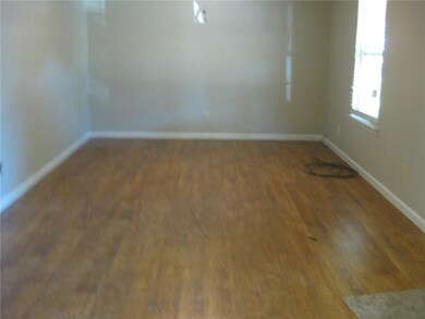 807 Linda St, Prairie Grove, AR 72753 - photo 3