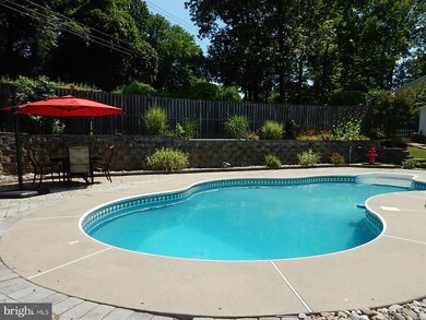 4906 Tartan Hill Rd, Perry Hall, MD 21128 - photo 3