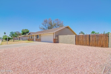 6450 E Akron St, Mesa, AZ 85205 - photo 4