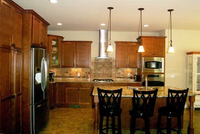 607 Prairie Grass Rd, Oregon, WI 53575 - photo 3