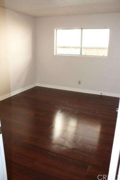 Bedrooms also have new laminate flooring