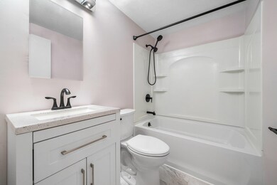 36 Silverton Dr unit U85, Nashua, NH 03062 - photo 5