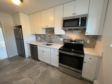 33 Westgate Rd unit 4, Chestnut Hill, MA 02467 - photo 2