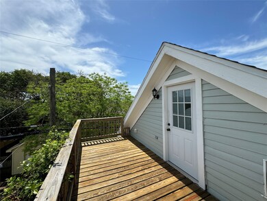 1012 12th St unit Up, Galveston, TX 77550 - photo 5