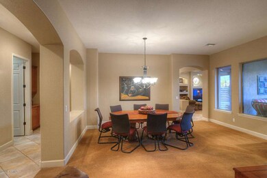 Living room / Formal dinning