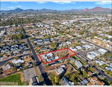 2533 N 27th St, Phoenix, AZ 85008 - photo 3