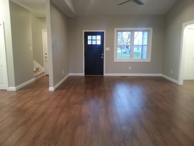 306 E Flora St, Washington, IN 47501 - photo 2