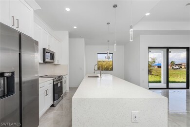 305 Kismet Pkwy E, Cape Coral, FL 33909 - photo 5