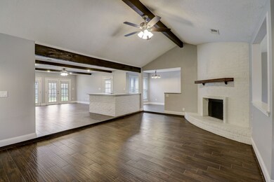 16102 Tibet Rd, Friendswood, TX 77546 - photo 6