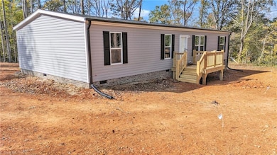 333 Johnson Rd, North Wilkesboro, NC 28659 - photo 5