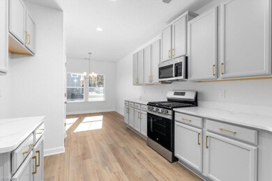 1009 Serene Rd unit 103, Suffolk, VA 23435 - photo 6