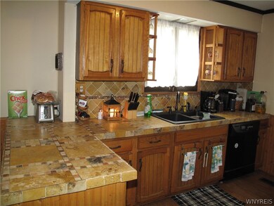 985 Nash Rd, North Tonawanda, NY 14120 - photo 3