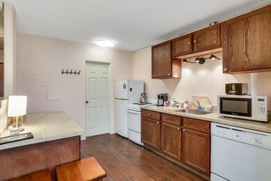 Tower Plaza unit 12L, Ann Arbor, MI 48104 - photo 3