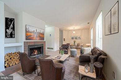 1531 Hamilton Ct, Mays Landing, NJ 08330 - photo 2