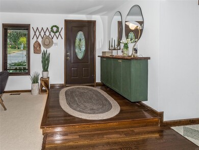 2027 Mapleleaf Dr, Collinsville, IL 62234 - photo 3