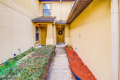 4622 Crib Ct, Jacksonville, FL 32210 - photo 2