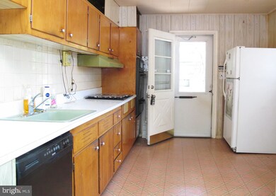 3 Lakeview Terrace, Mount Holly, NJ 08060 - photo 3